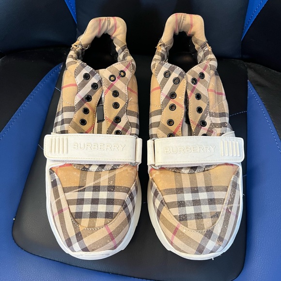 BURBERRY Regis Check Trainer Sneakers size 10 - Picture 2 of 7
